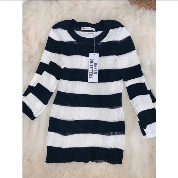 Urban outfitters News Sheer Striped Top - Picture 3 of 4